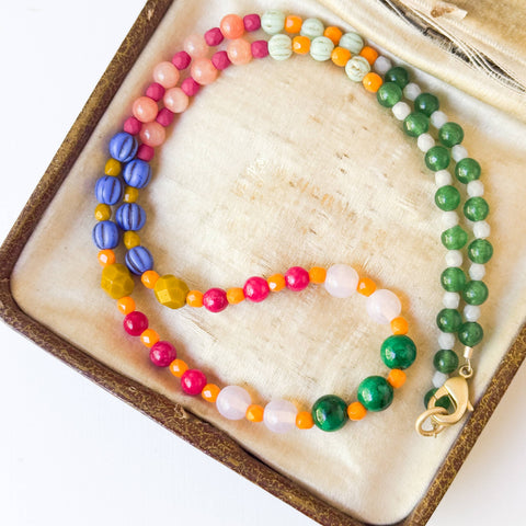 Mountain Jade & Glass Bead Necklace – Small Beads