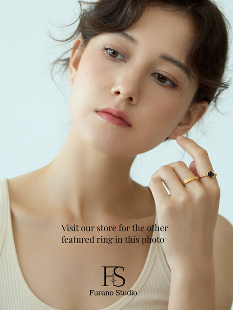 Black Signet Gold Ring