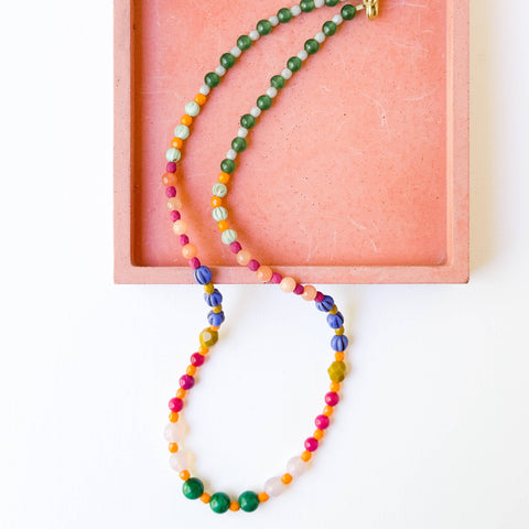 Mountain Jade & Glass Bead Necklace – Small Beads