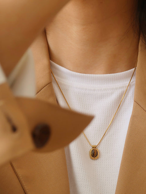 Onyx Gemstone Pendant Necklace; Tiger Eye Gemstone Necklace