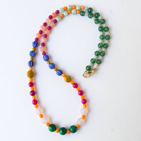 Mountain Jade & Glass Bead Necklace – Small Beads