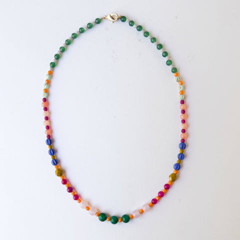 Mountain Jade & Glass Bead Necklace – Small Beads