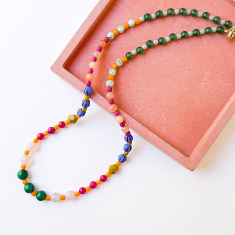 Mountain Jade & Glass Bead Necklace – Small Beads