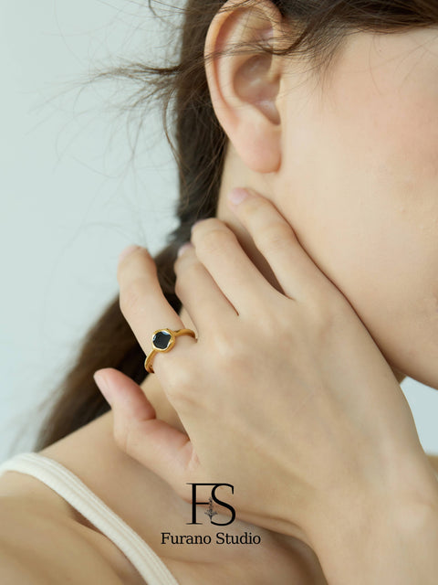 Black Signet Gold Ring