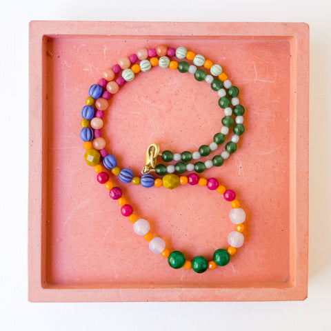 Mountain Jade & Glass Bead Necklace – Small Beads