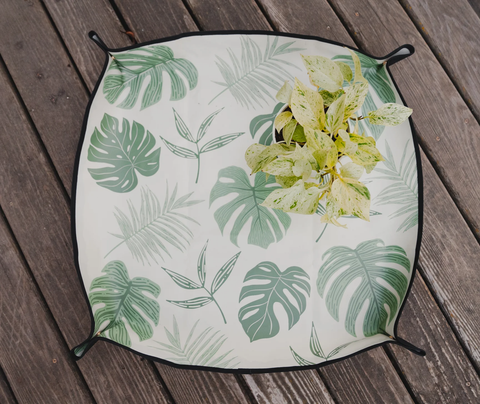 Monstera Leaf Potting Mat